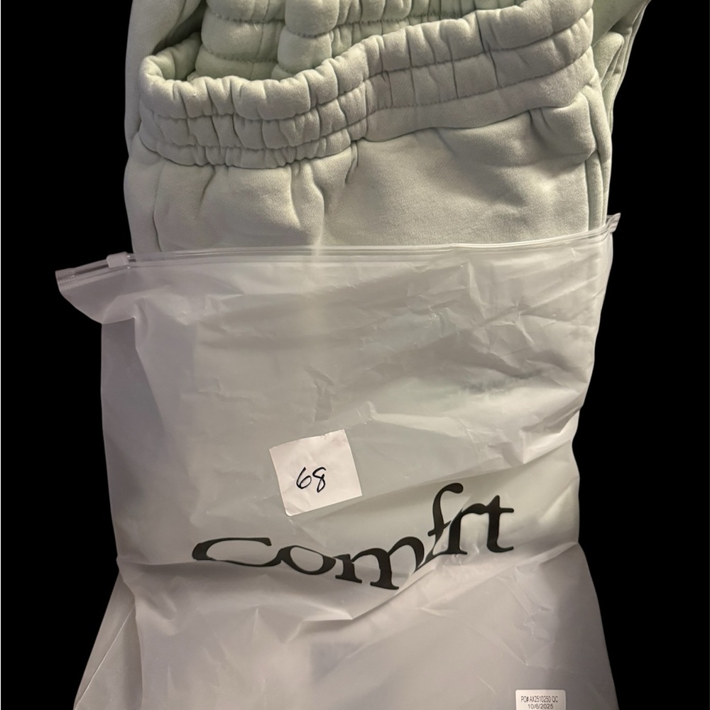 Comfrt Unisex XL Cuffed “Pastel” Mint Sweatpants - Picture 5 of 5